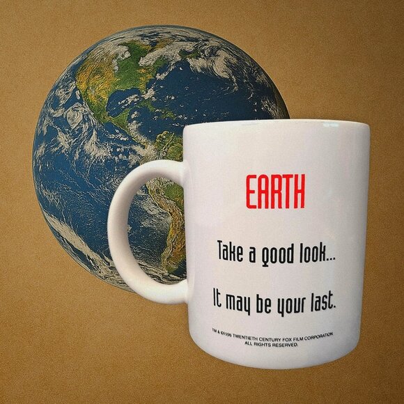 EARTH - Take a Good Look, It May Be Your Last - Vtg Movie Promo Cup Mug Sci-Fi - Picture 1 of 7